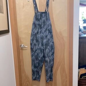 Venti6 Camouflage overalls, size 16, stretchy